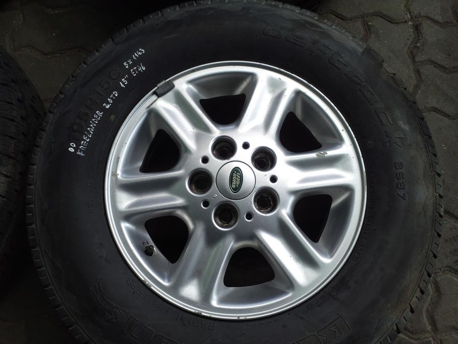 Jantes Land Rover R15 Com Pneus 195/15C Furação 5X114.3