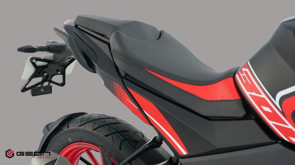 GEON Vertex, 300 SOHC Street Carb 4V, 2024 р. в.  РОЗСТРОЧКА!