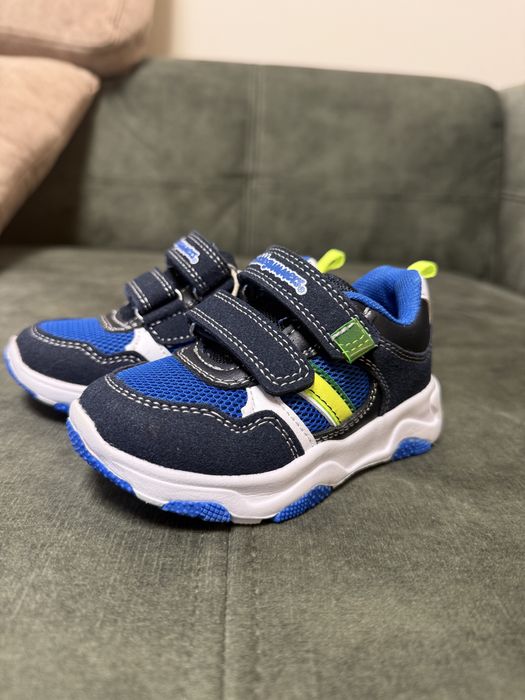 Хлопчачі кросівки розмір 22