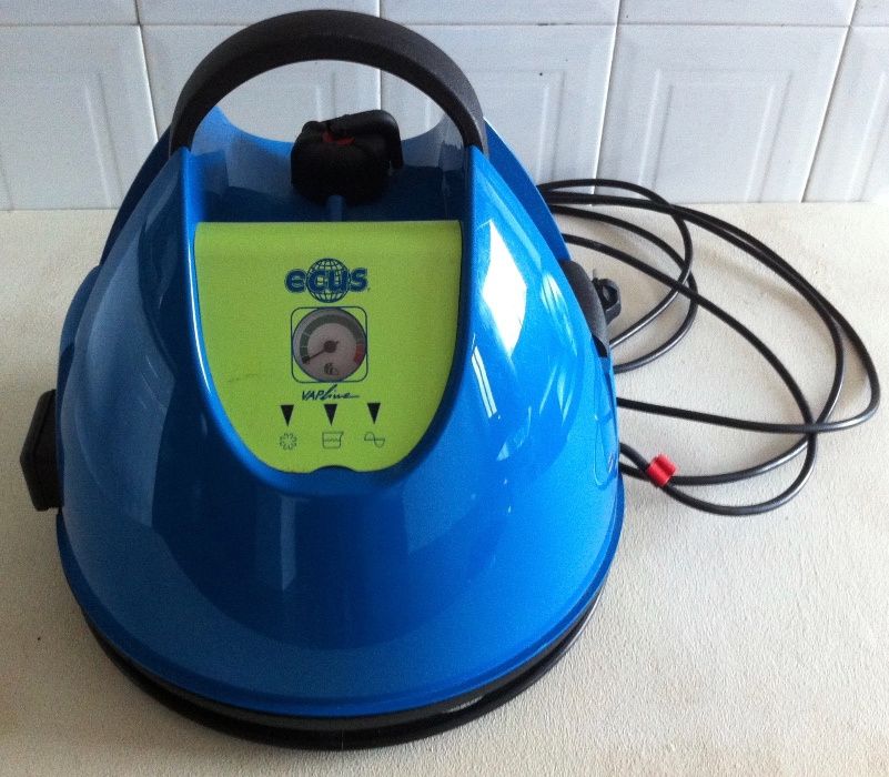 Vaporeto Ecus estado novo com ferro engomar