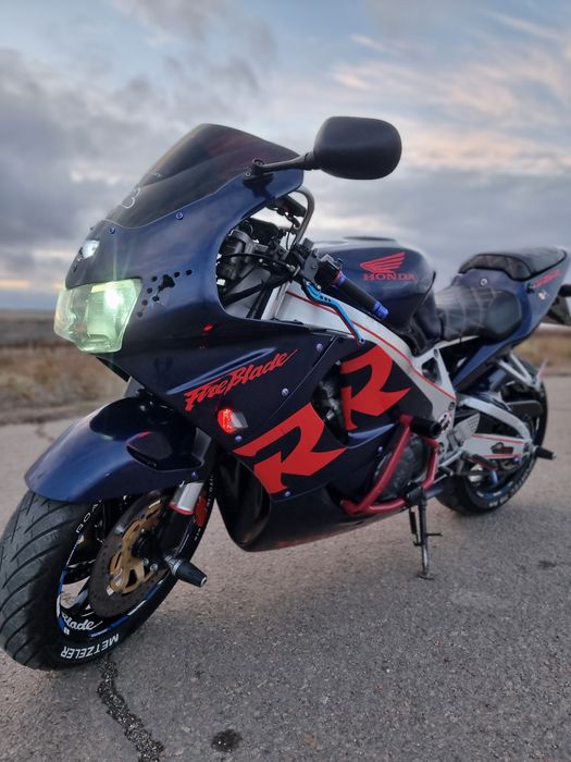 Продам Honda CBR 919 RR 1999 року