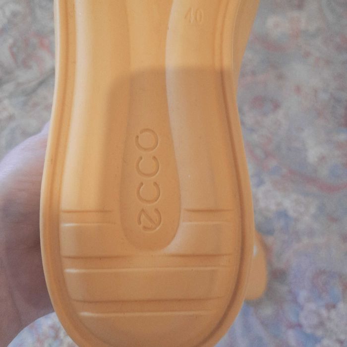 Кєди Ессо 40 розмір шкіра