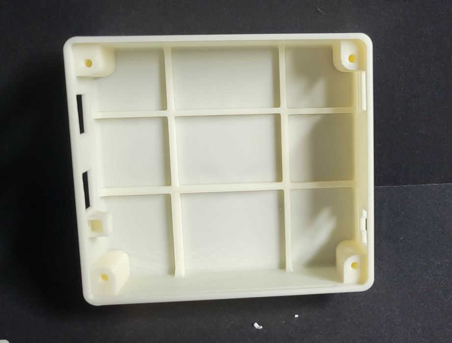 Корпус для источника питания  Starlink Dishy и PoE-инжектора