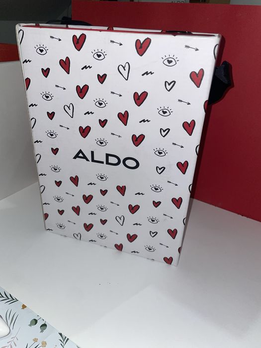 Aldo numero 37 sapato de salto alto com caixa