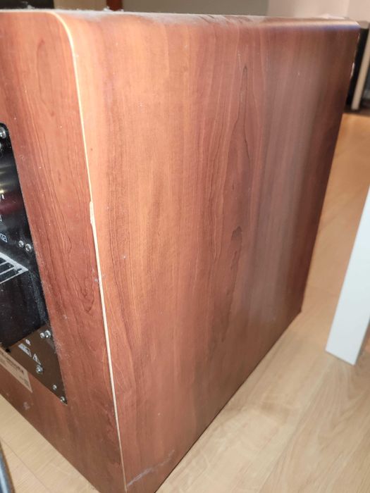 Yamaha Amplituner RXV659 + Kolumny NS8900 + Subwoofer Rubicon RSUB A12