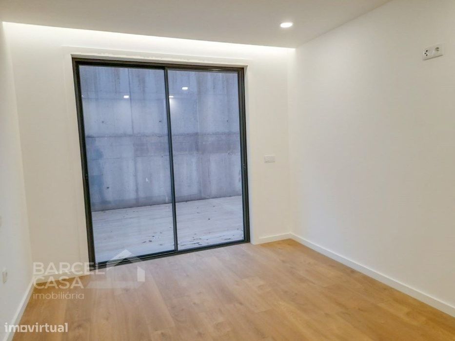 Apartamento T3 Novo, c/ garagem fechada em Airó - Barcelos