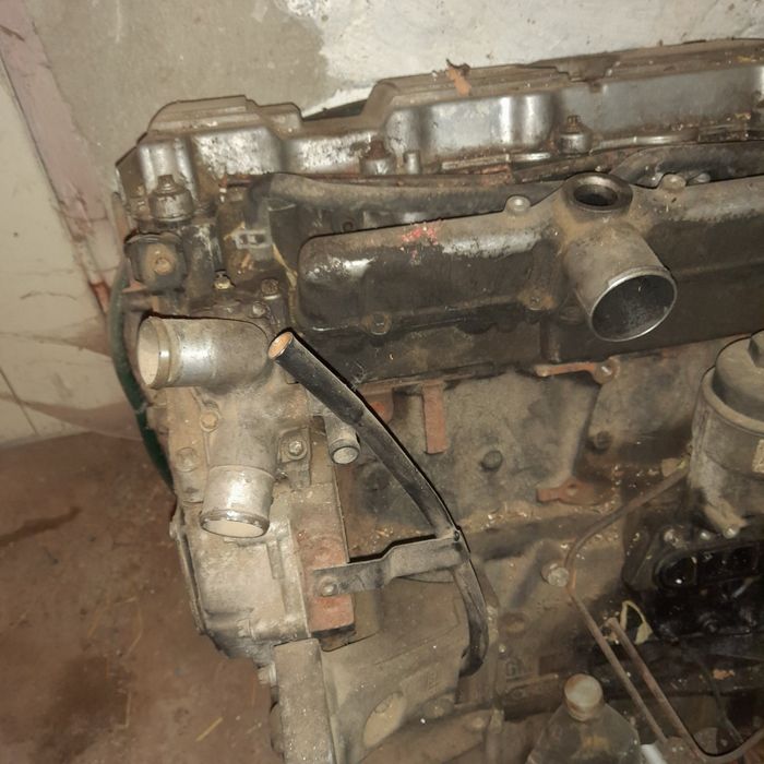 Головка блоку Opel  2.0 без турбіни