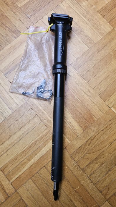 DT swiss  D232 sztyca opuszczana