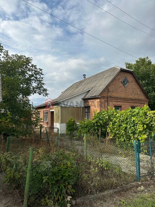 Затишний будинок біля Хмельницького