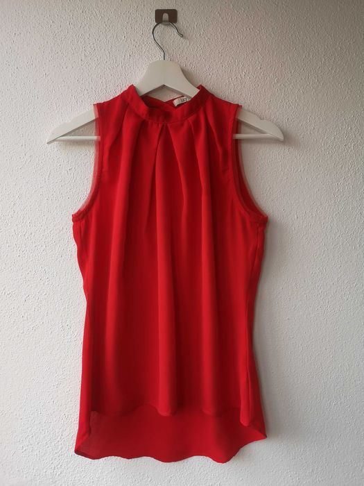 Top halter neck vermelho Lucy Paris, tamanho S/M
