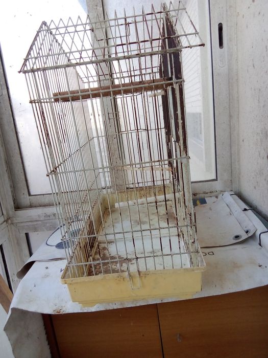 Vende-se gaiola para caturras ou agopornis