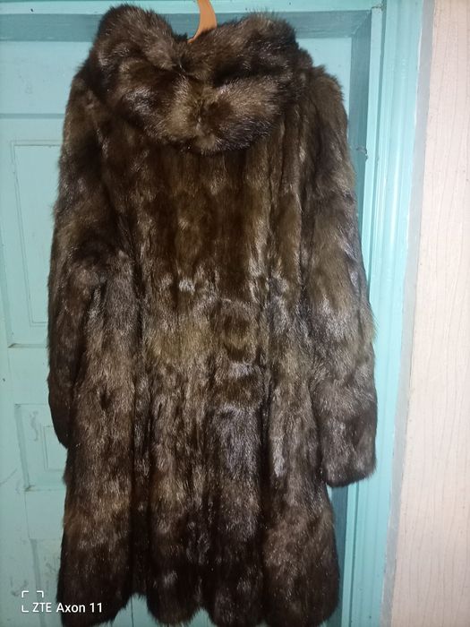 Норковая шуба с капюшоном