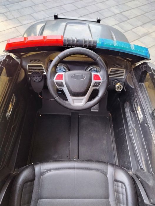 Samochód na akumulator SUV