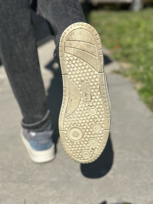Продам лофери, сліпони, макасіни, кеди legero