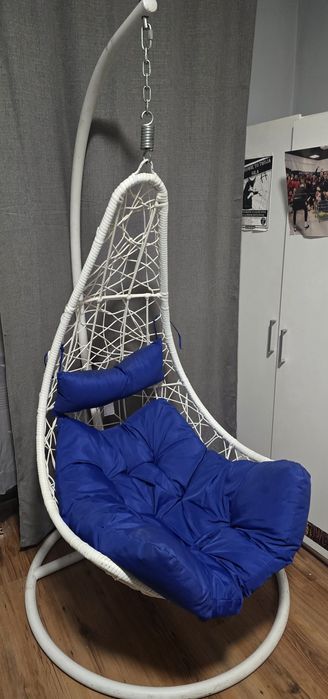 Fotel wiszący na haku