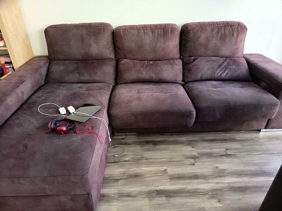 Sofá com chaiselongue