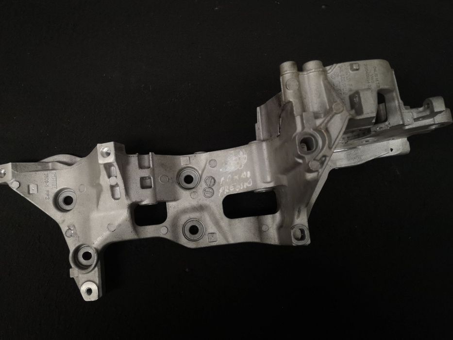 Apoio de motor alternador ORIGINAL audi volkswagen 2.0 tdi  04l 2014- EPC