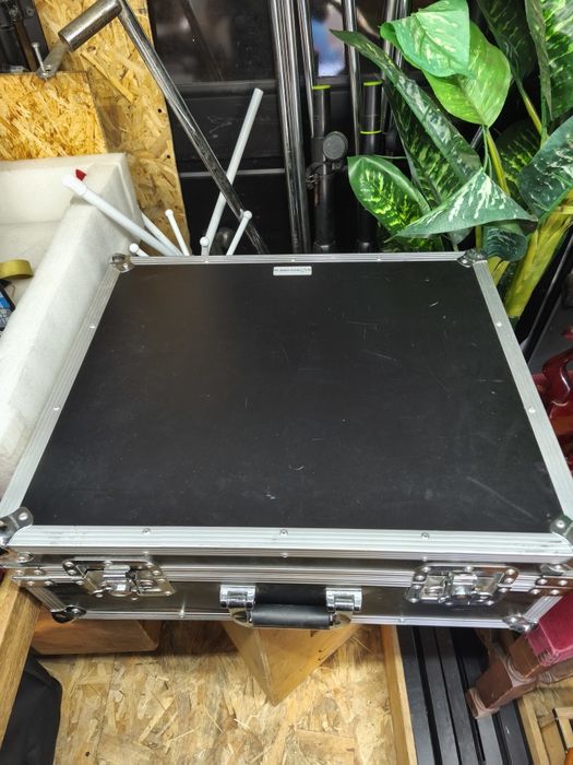 Mesa de som 16 canais Allen&Heath + case