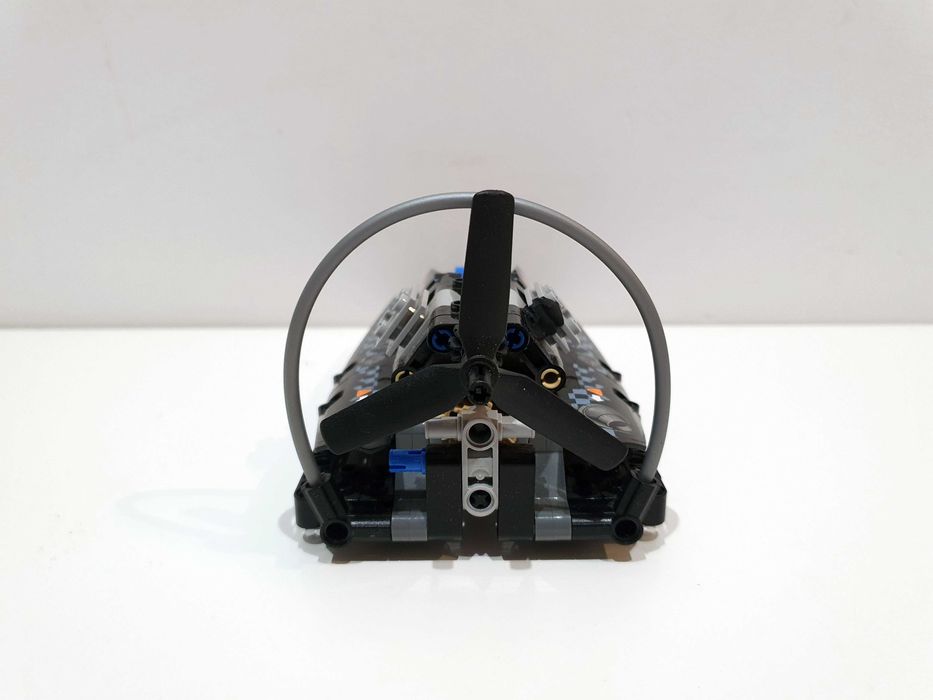 Lego TECHNIC 42002 Poduszkowiec