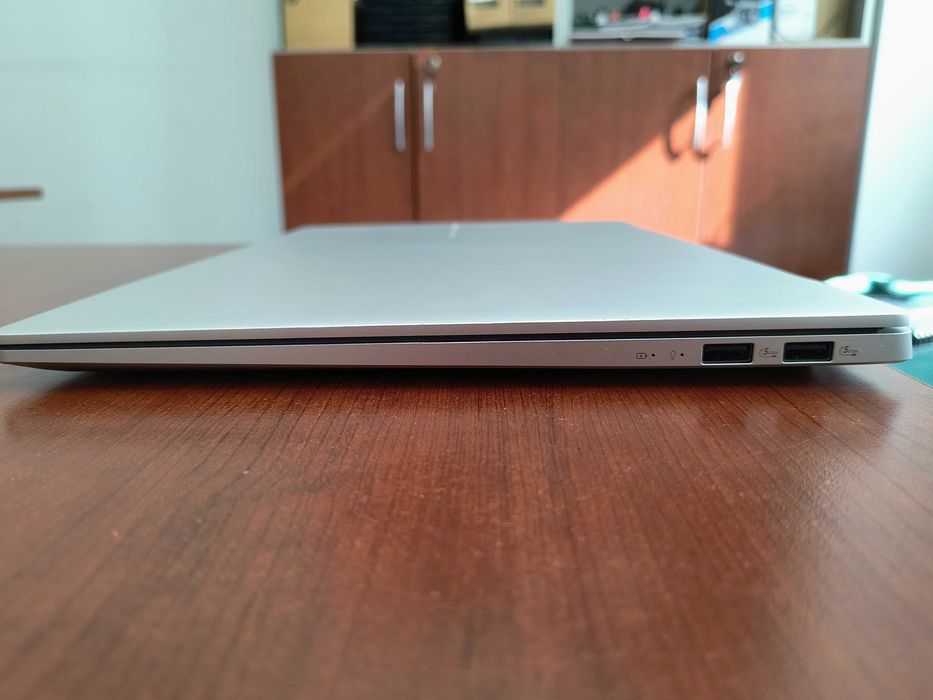 ASUS Vivobook S 16 OLED M5606UA-MX040W – Ryzen 7 / 32 GB RAM / 1 TB SSD / OLED 3.2K 120 Hz