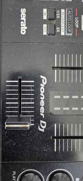 Mesa Dj Pioneer serato