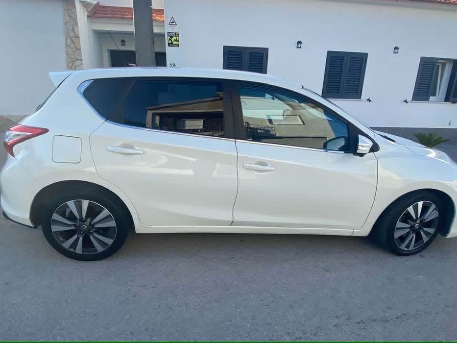 Vende se Nissan Pulsar