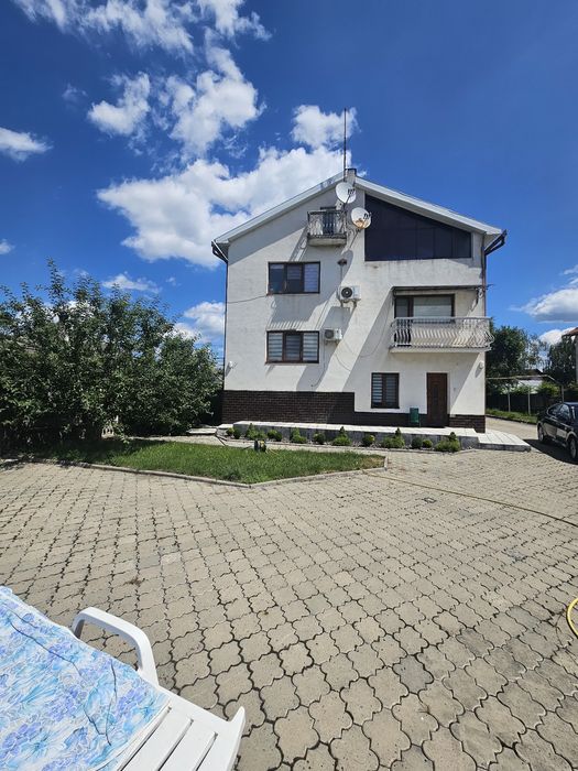Продається в с.Барвінок