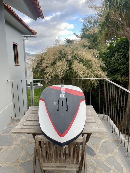 Prancha Phantom mid lenght FoilDrive Parawing Downwind