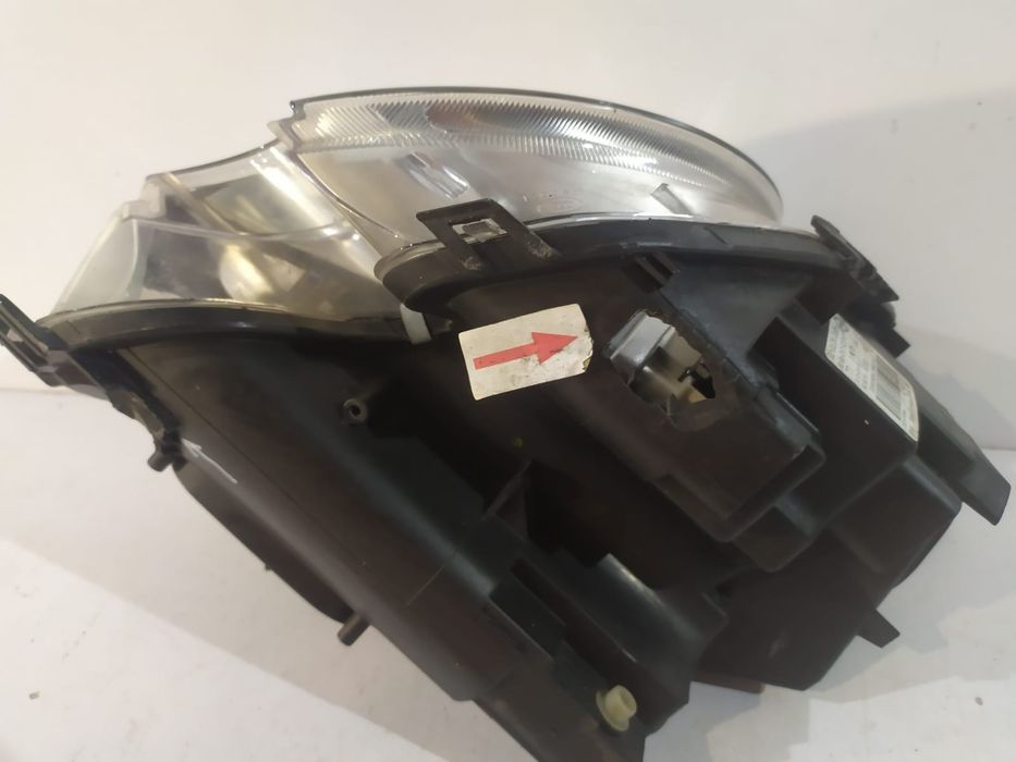 MINI COOPER R56 Lampa Xenon Prawa - 15153