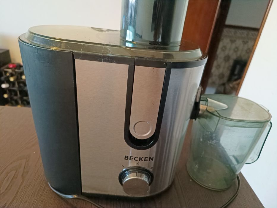 Maq. Sumos-Centrifugadora BECKEN Bje-966 (800 W - 1.1 L)
