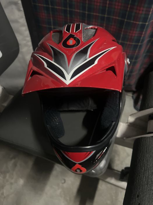 SixSixone Capacete