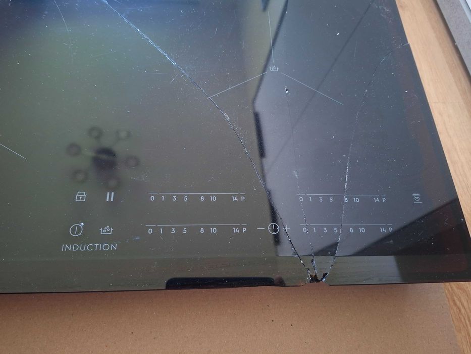 Płyta indukcyjna Electrolux EIS62443 na części