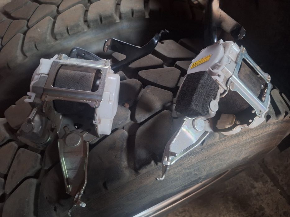 Задние ремни тоета рав 4 2019