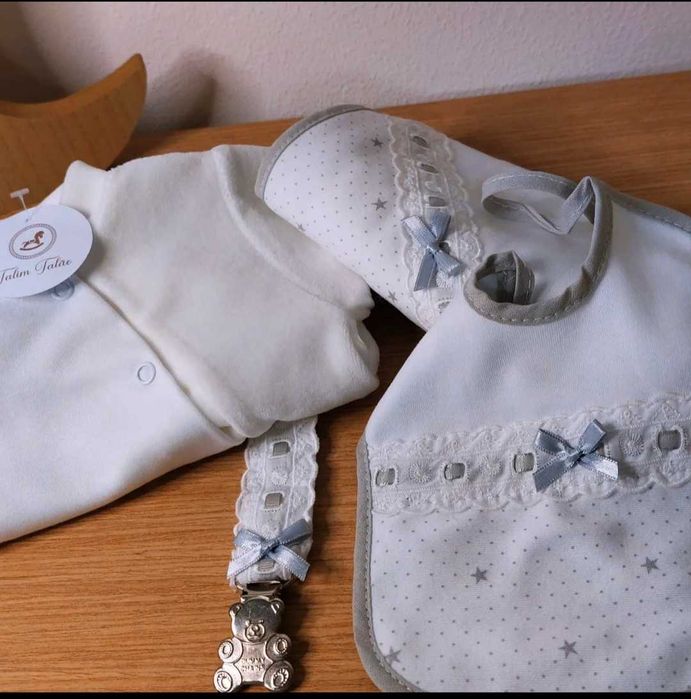 Roupa de bebe, conjunto