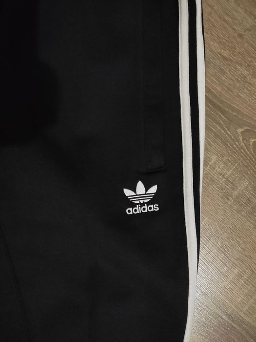 Спортивні  штаны ADIDAS ORIGINALS cw5063