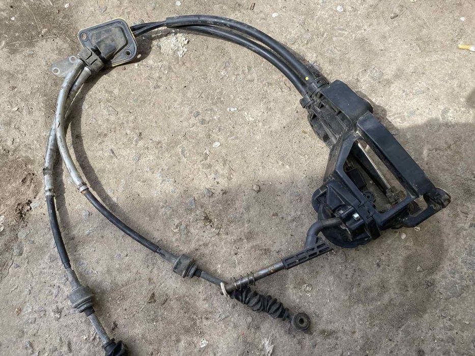 Куліса перкмикання передач і троси МКПП тойота авенсіс т25 2.2 d-cat