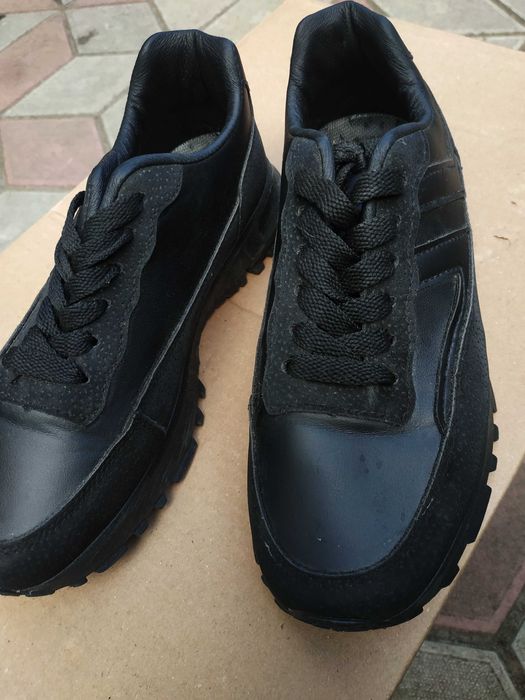 Жіночі кросівки весна/осінь