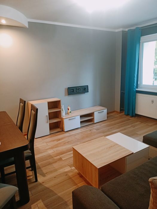 Komfortowe 2 pokoje z balkonem i windą / nowa kuchnia / os. Piaski - Widok 4