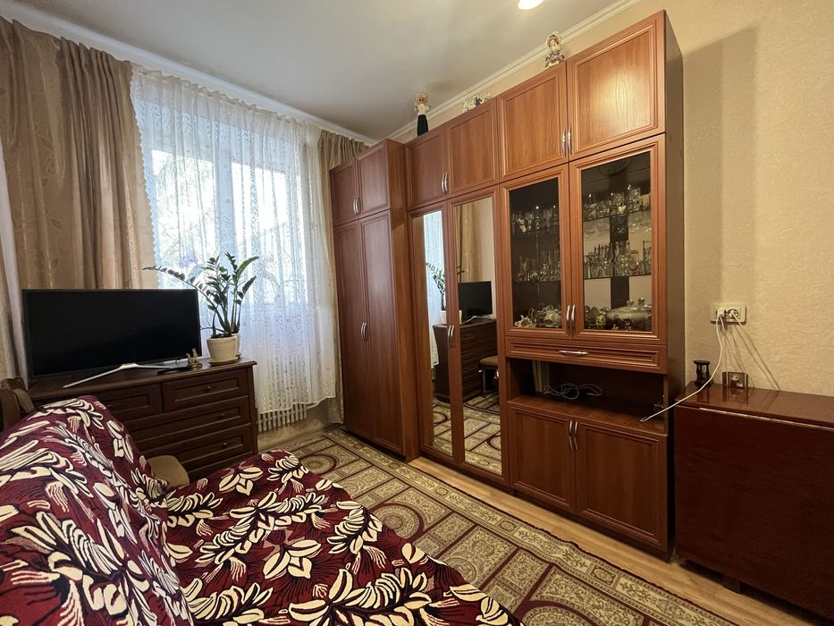 Продам 1 кімнатну  квартиру в центрі міста