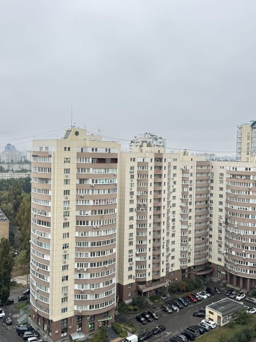 Продам 2 кімнатну квартиру ЖК Парковий