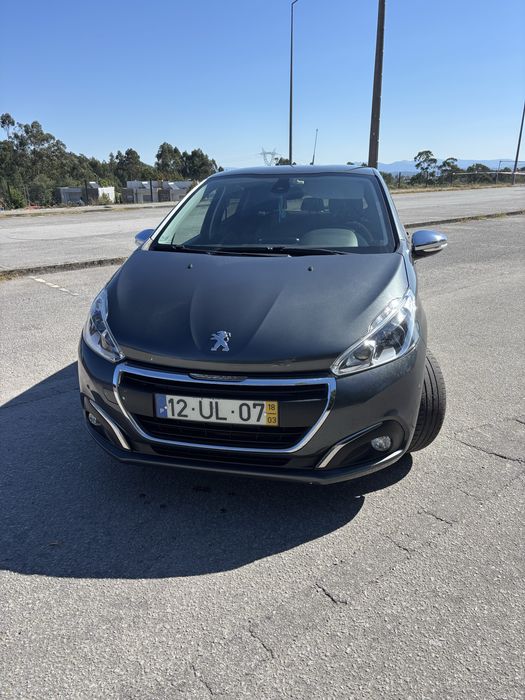 Peugeot 208 PureTech Style