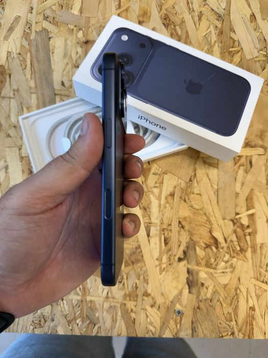 iPhone 17 Pro Deep Blue 256Gb