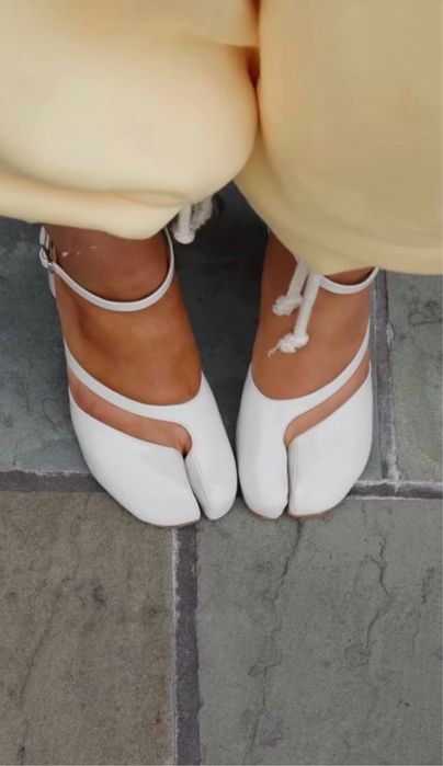 Maison Margiela 2026 Tabi слінгбеки лодочки туфлі балетки лофери туфли