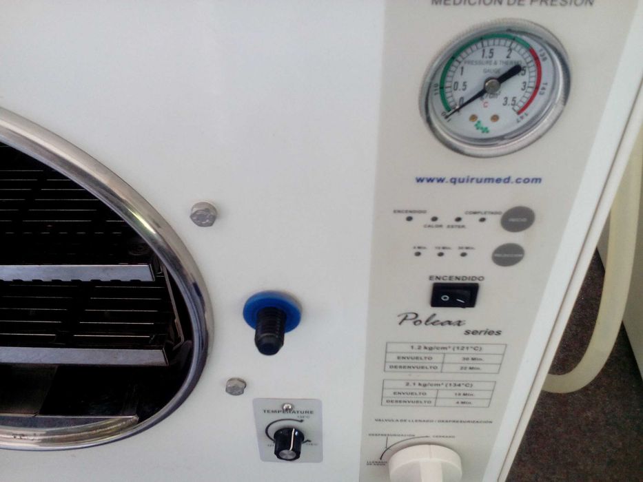 Autoclave de Bancada Sturdy