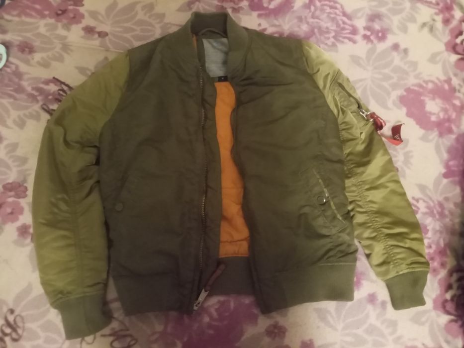 Жиночая Куртка «alpha industries» оригинал цвет зелёно-жовтого