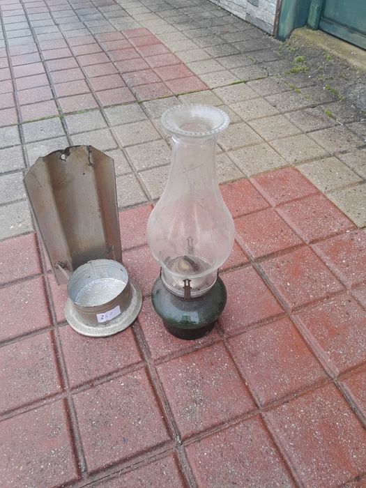 Candeeiro a  petróleo