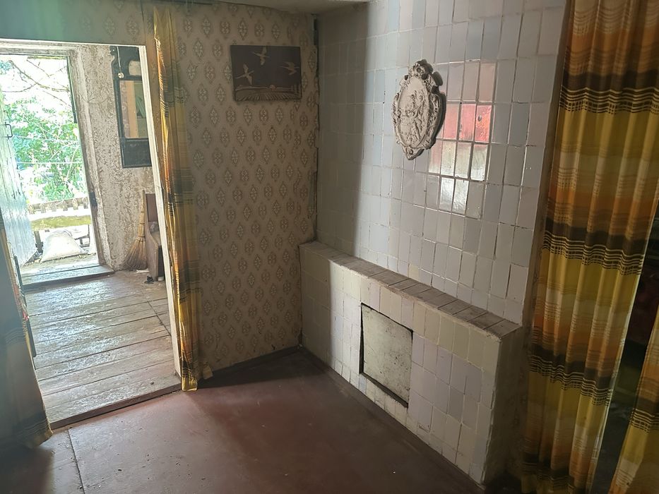 Приватизований в межах міста, вода в будинку