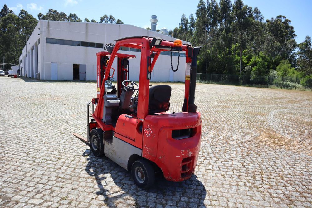 2010 Nissan Y1D1A15Q 1300 kg Empilhador Diesel