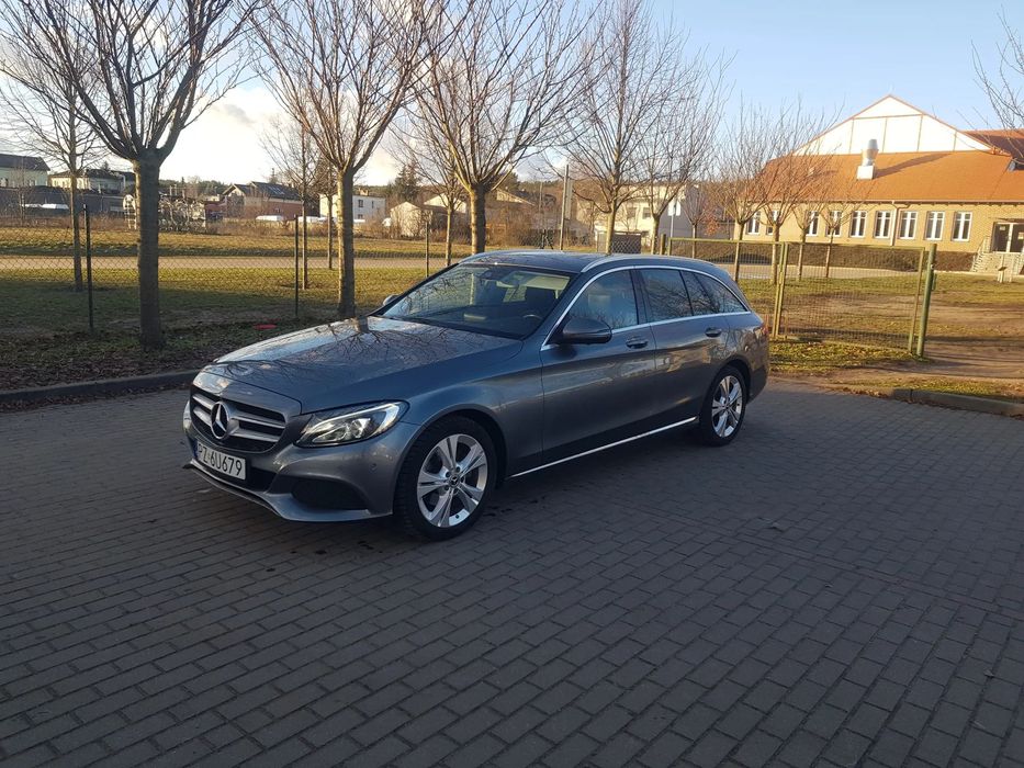 Mercedes-Benz Klasa C Mercedes W205 C180, stan bardzo dobry