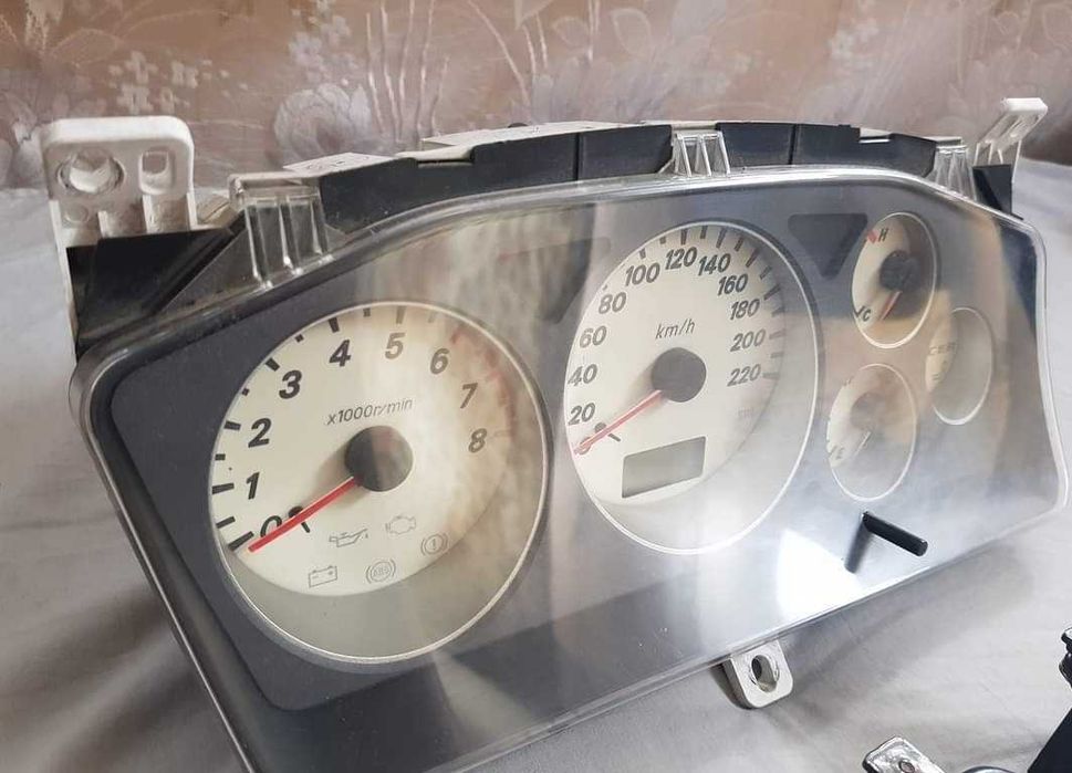 Продам  по частям   митсубиси лансер 9